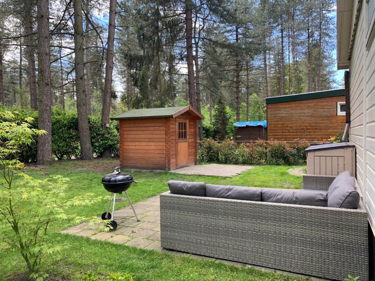 Luxe Vakantiehuis In Het Bos Overbroek Exterior foto